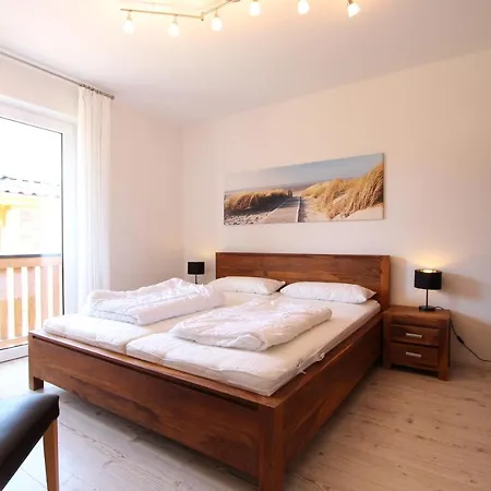 Haus Heckenrose Whg 5 Eg *